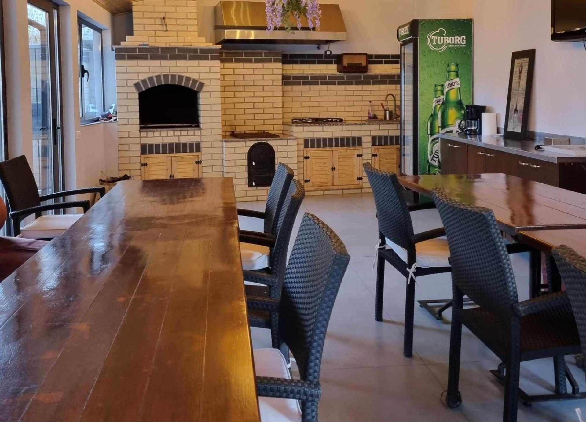 Pensiunea Public House Buşteni 外观 照片